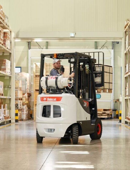 Certified Lift Specialists and BizIQ